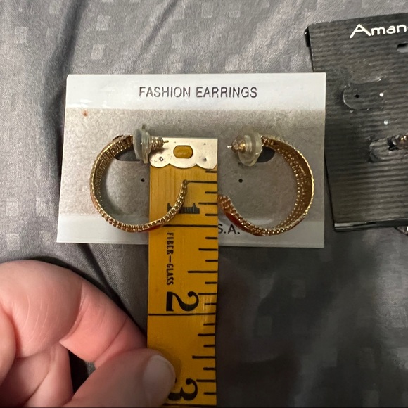 Lot of two round hoop earrings original card Amanda smith fashion - Picture 2 of 10